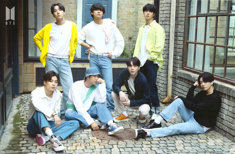 Poster: BTS - BE Bricks (22" x 34")